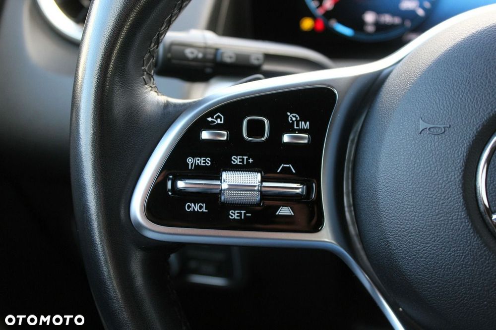 Mercedes-Benz GLB 200 d 8G-DCT - 21