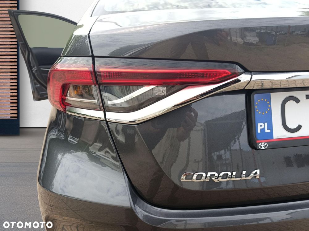 Toyota Corolla 1.8 Hybrid Comfort - 33
