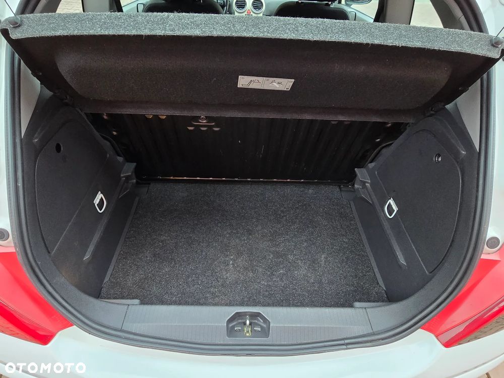 Opel Corsa 1.2 16V Innovation 110 Jahre - 28