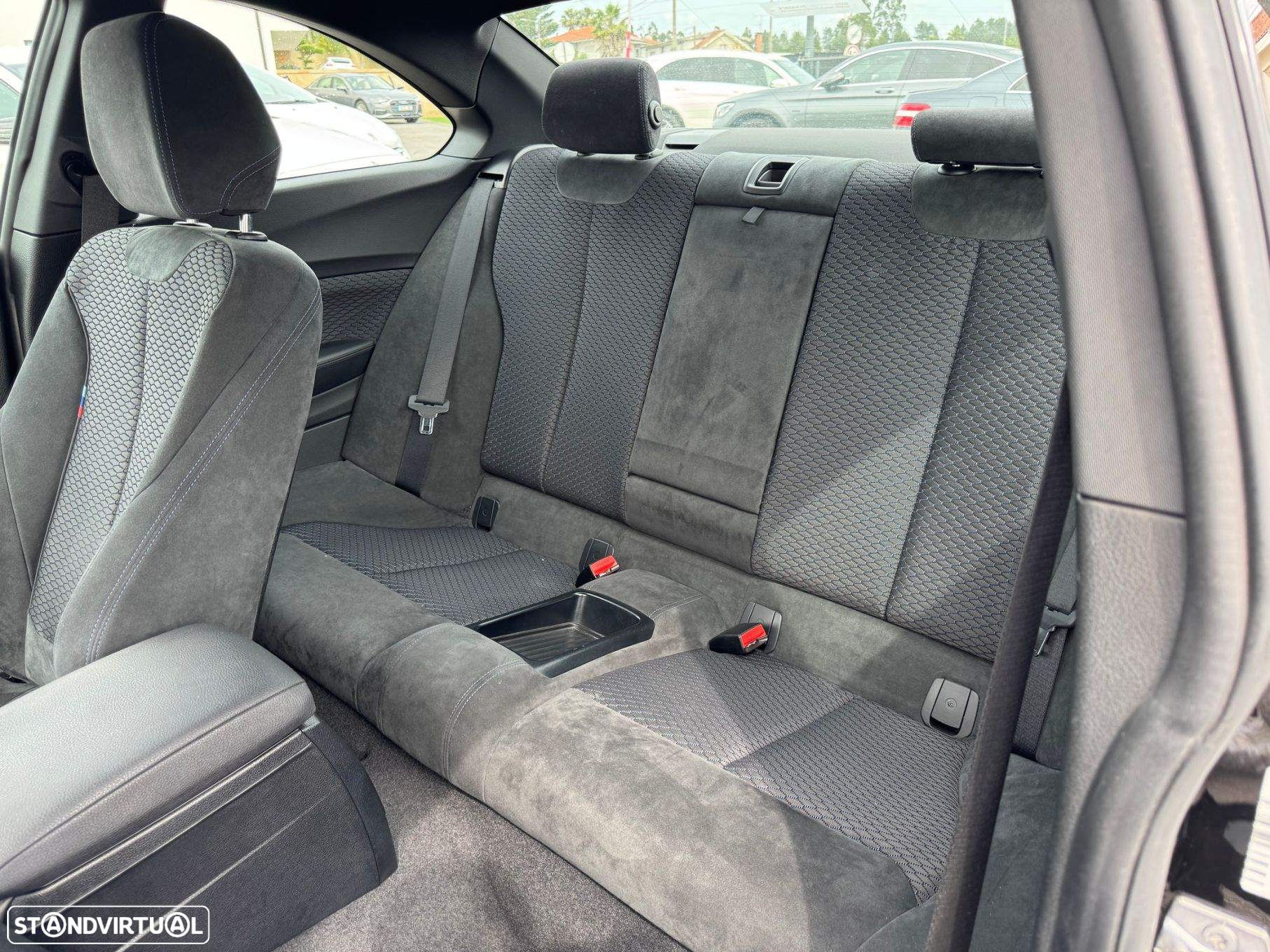 BMW 218 d Coupe Pack M - 32