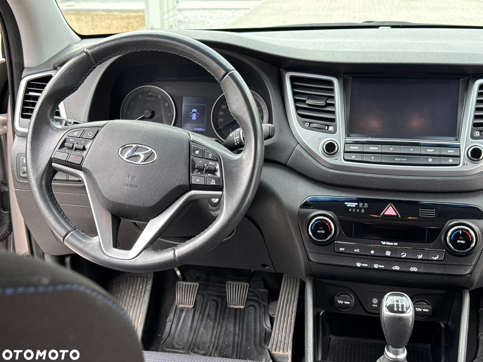 Hyundai Tucson 1.6 GDI BlueDrive Design 2WD - 17