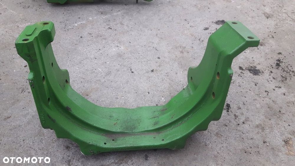 BELKA POPRZECZNA RAMY L213857 JOHN DEERE 6125R 14R - 1