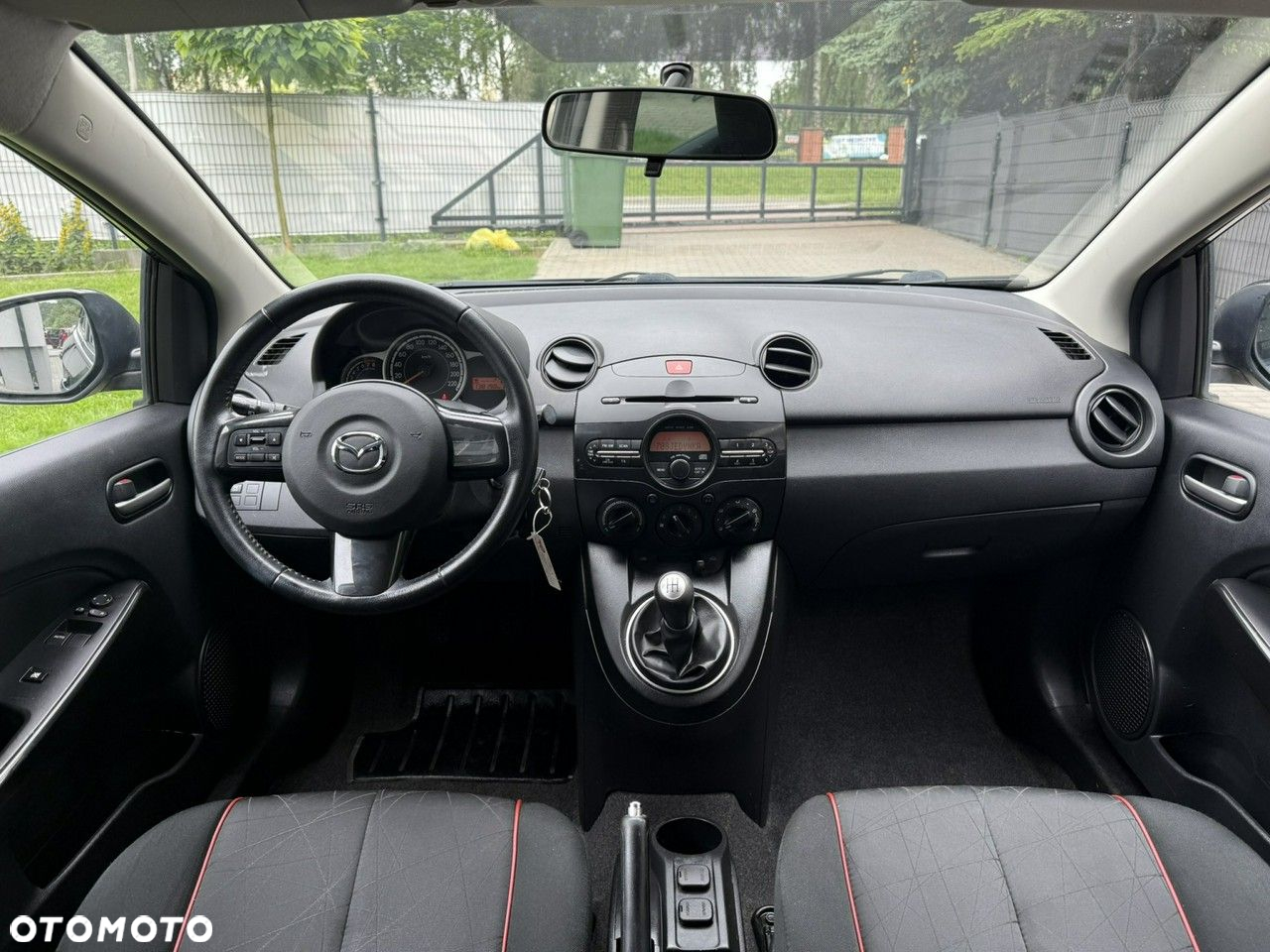 Mazda 2 - 11