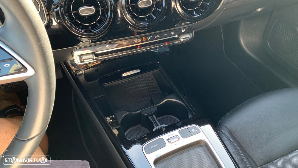 Mercedes-Benz A 250 Limousine e - 14