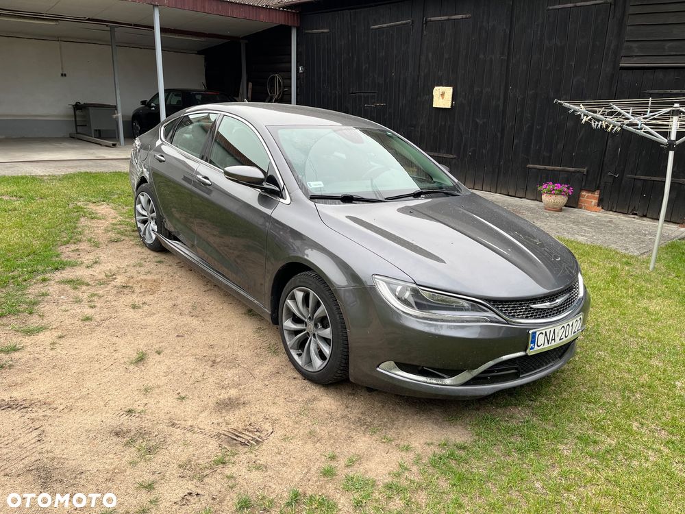 Chrysler 200 - 2