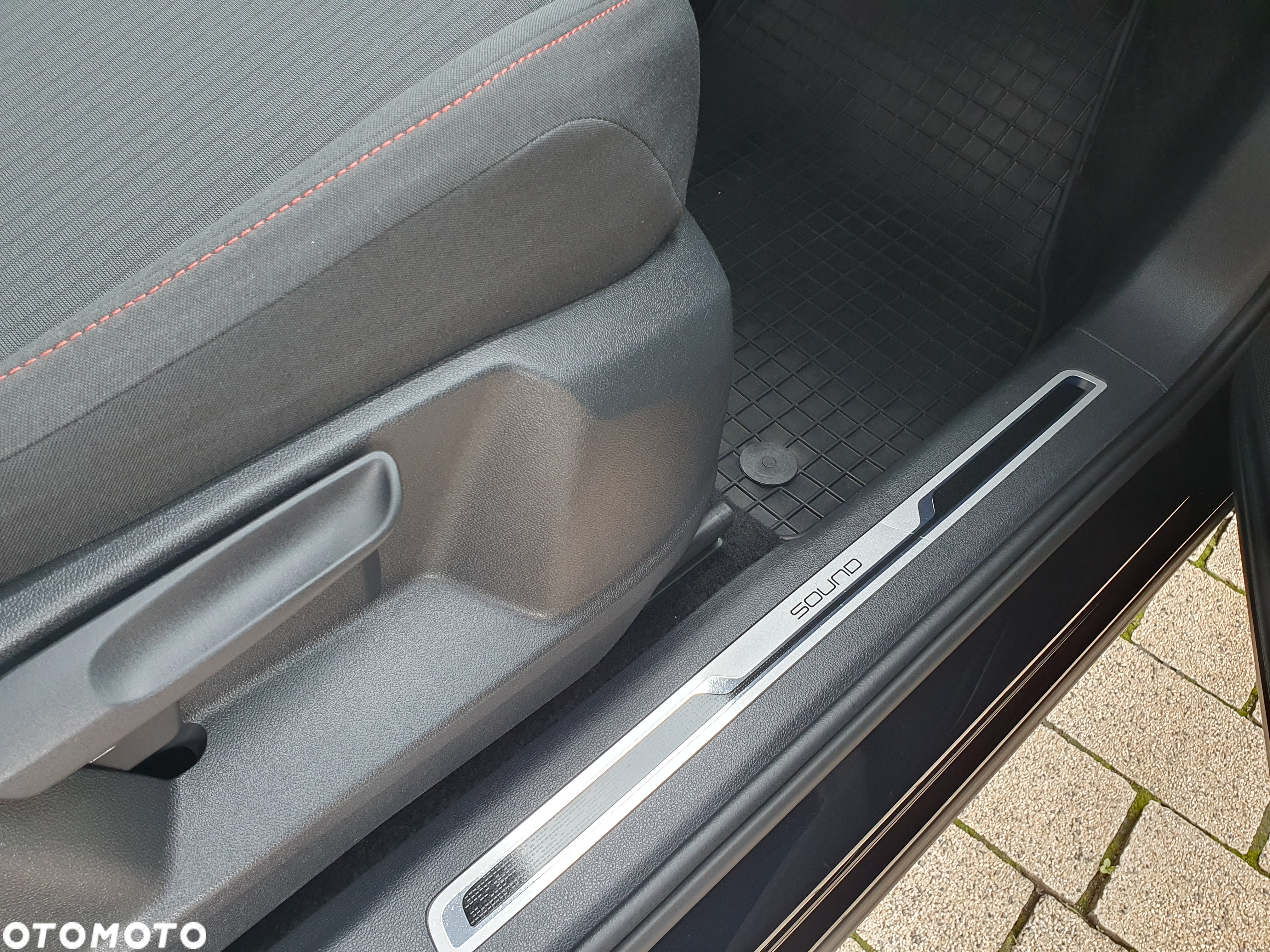 Volkswagen Tiguan 2.0 TDI SCR (BlueMotion Technology) Sound - 21