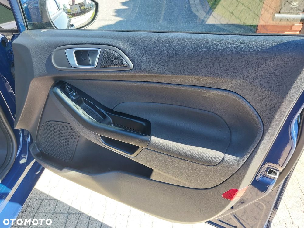 Ford Fiesta - 23