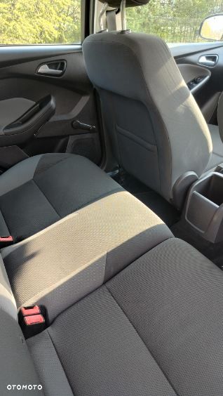 Ford Focus - 8