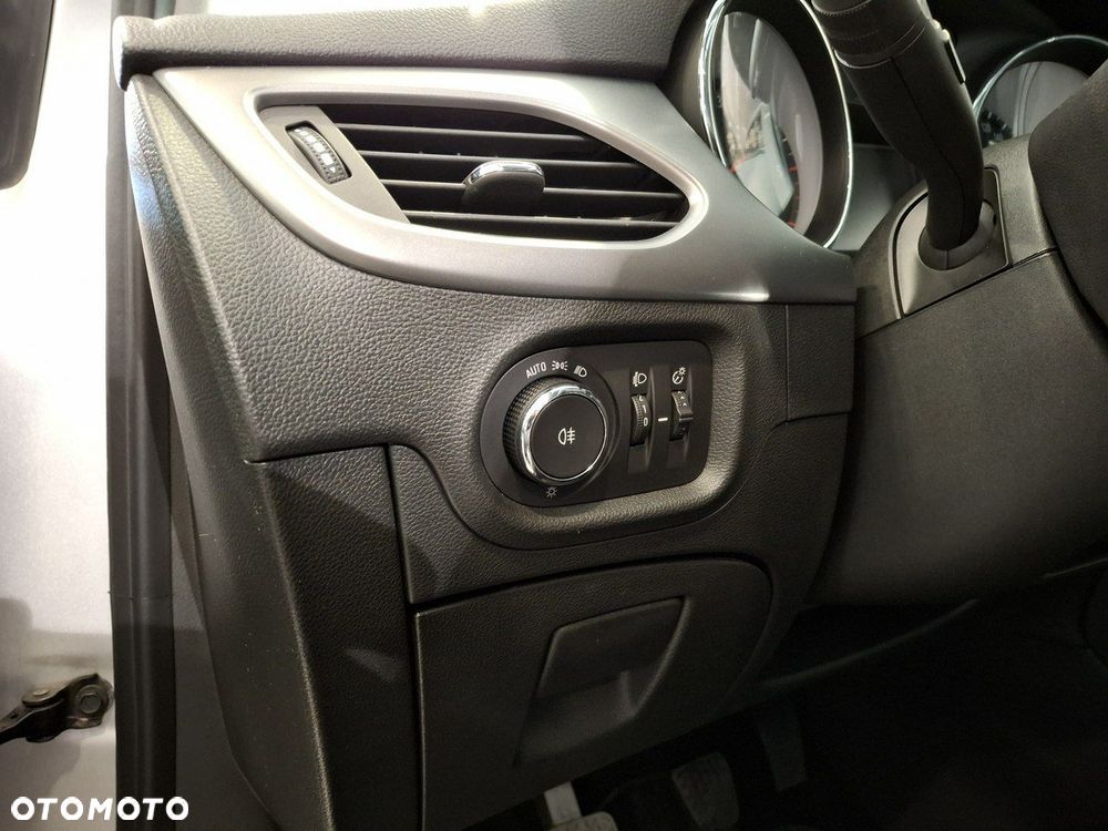 Opel Astra - 13
