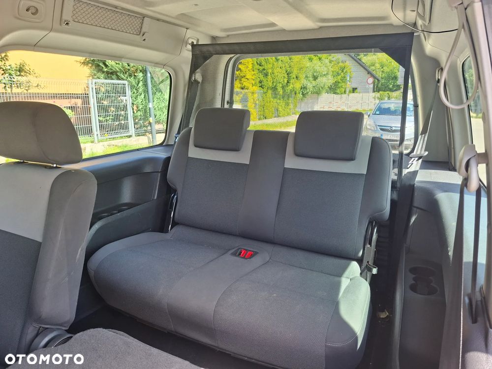 Volkswagen Caddy Maxi Trendline - 19