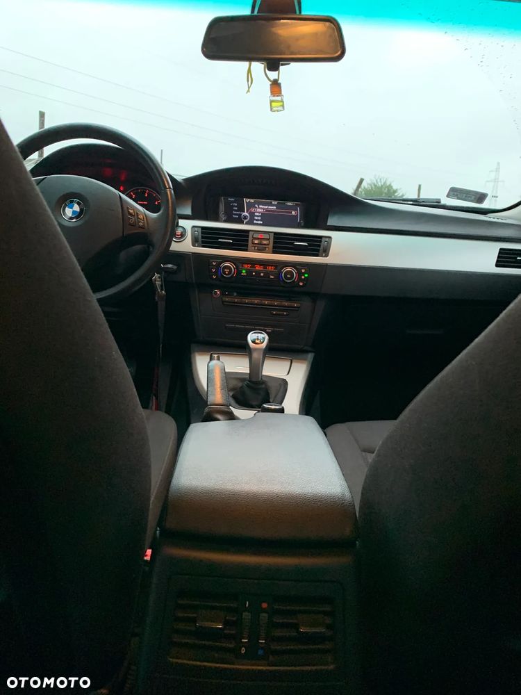 BMW Seria 3 316d - 5