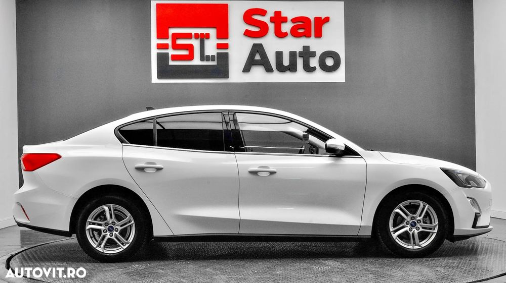 Ford Focus 1.0 EcoBoost Titanium Business - 10