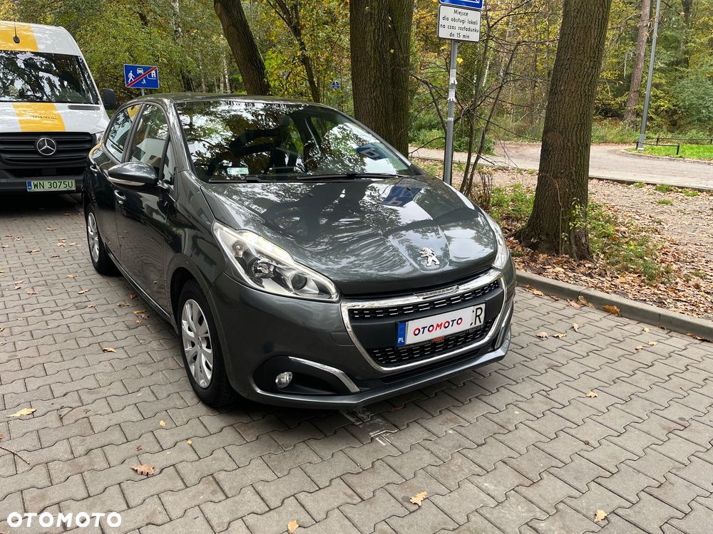 Peugeot 208 1.2 PureTech Style - 1