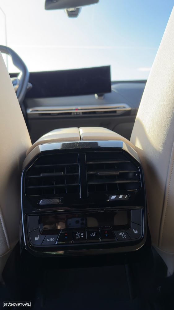 BMW iX xDrive 50 - 14