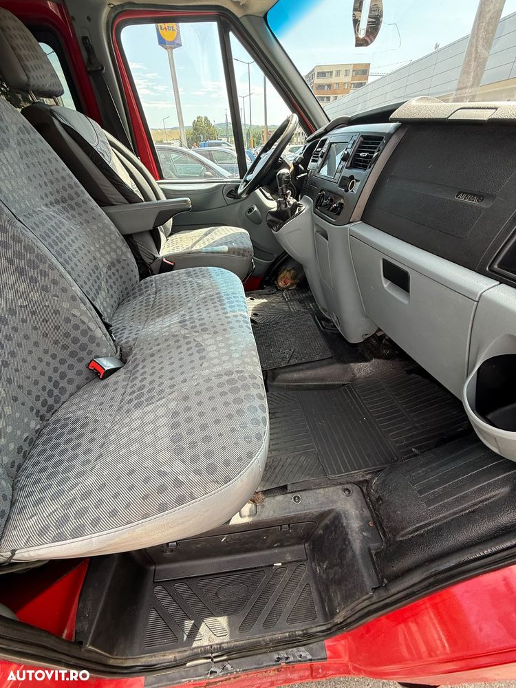 Ford Transit - 13