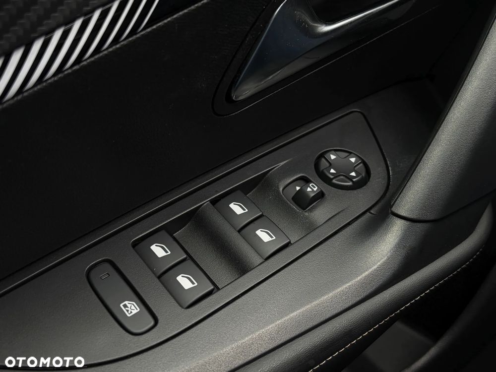 Peugeot 2008 1.2 PureTech Allure Pack S&S EAT8 - 32