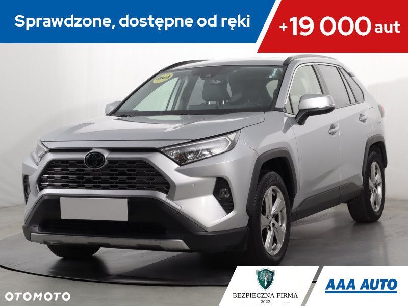 Toyota RAV4 - 1