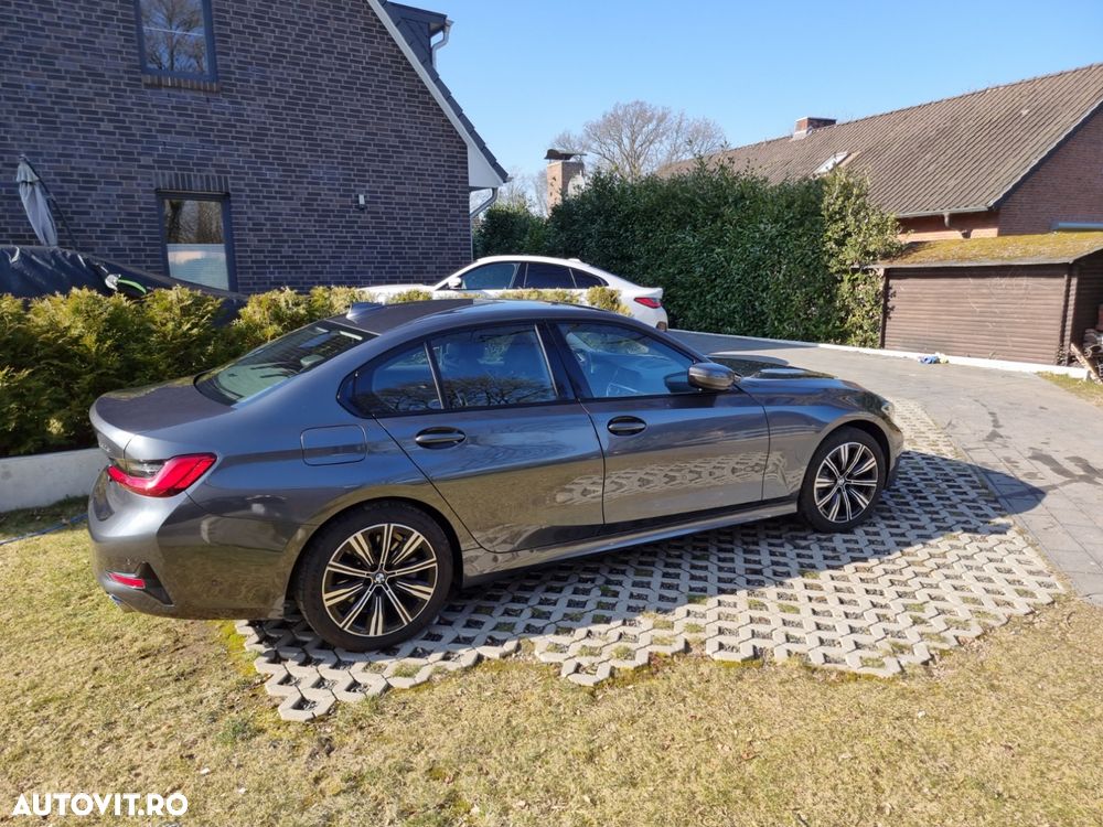 BMW Seria 3 330e Aut. Luxury Line - 4