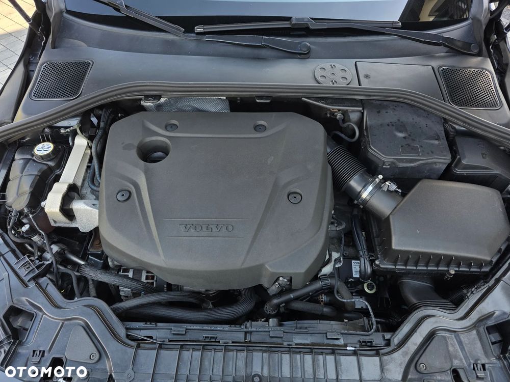 Volvo V60 D4 Geartronic Momentum - 8