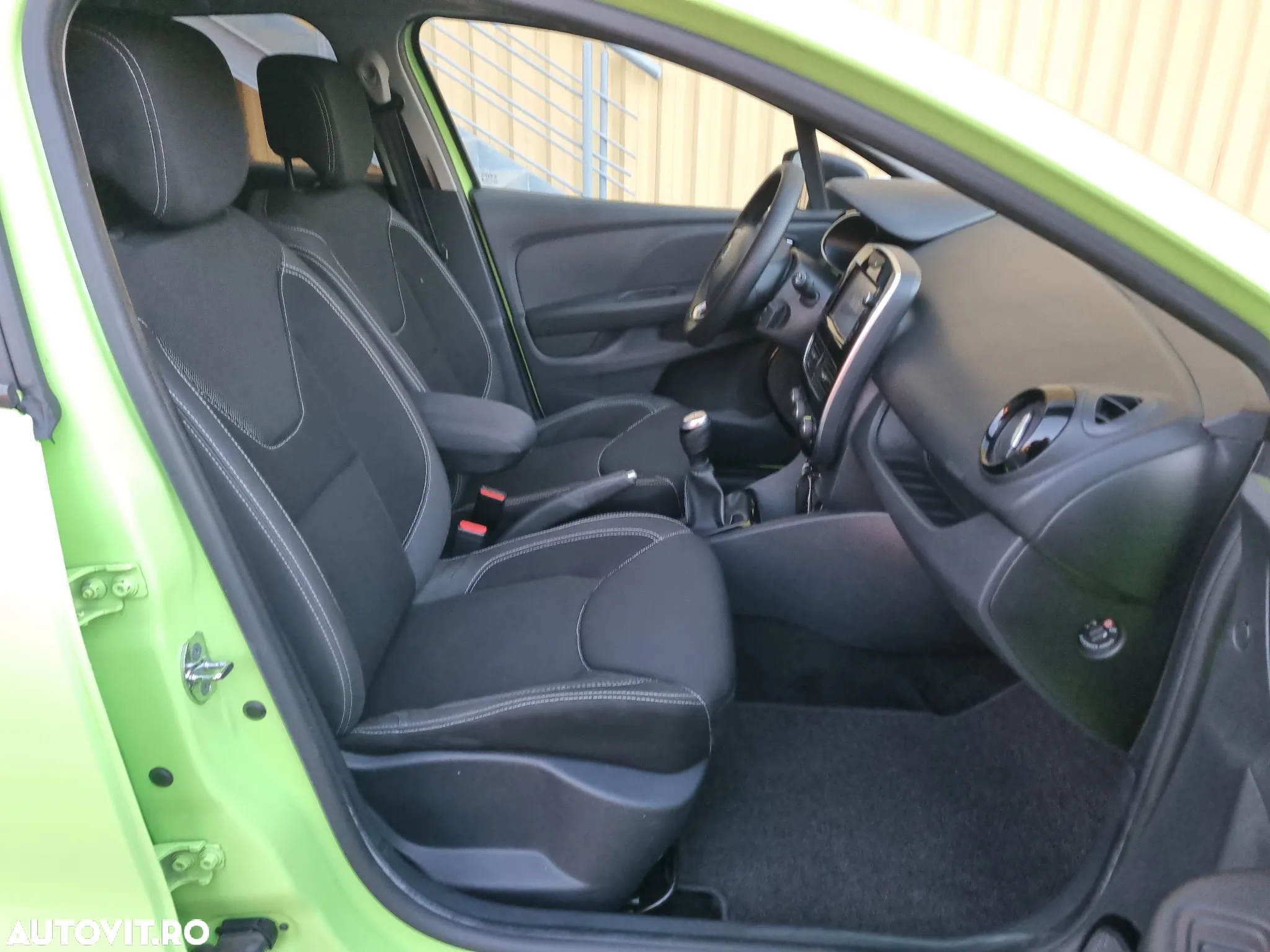 Renault Clio (Energy) dCi 90 Start & Stop LIMITED - 13