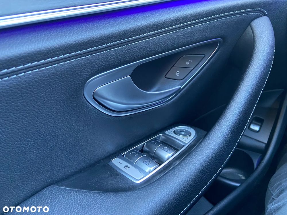 Mercedes-Benz Klasa E 220 d 4-Matic AMG - 16