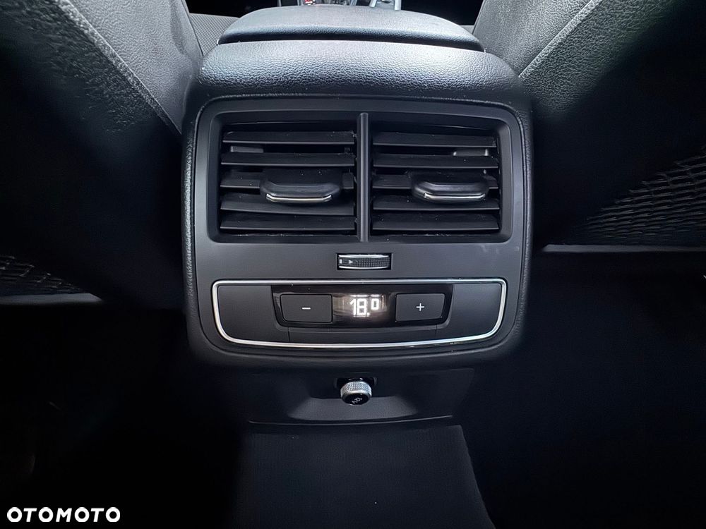 Audi A4 Avant 35 TFSI Sport S tronic - 22