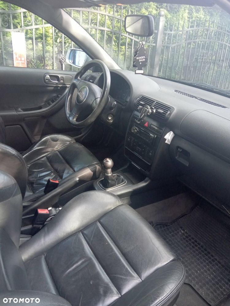 Audi A3 3-drzwiowe 1.8T Ambition - 7