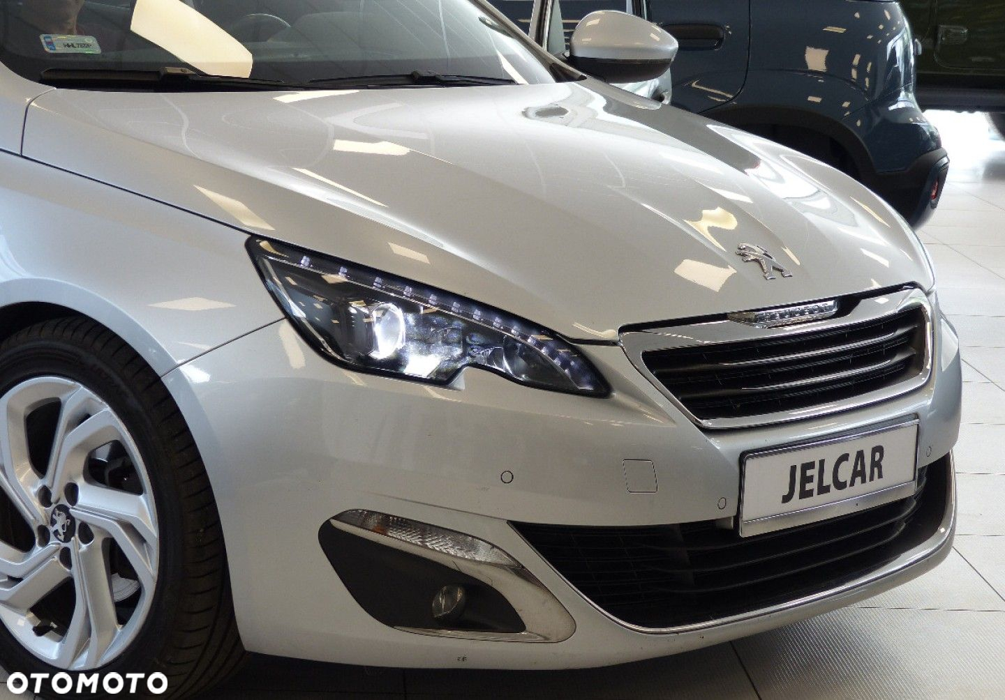 Peugeot 308 - 18
