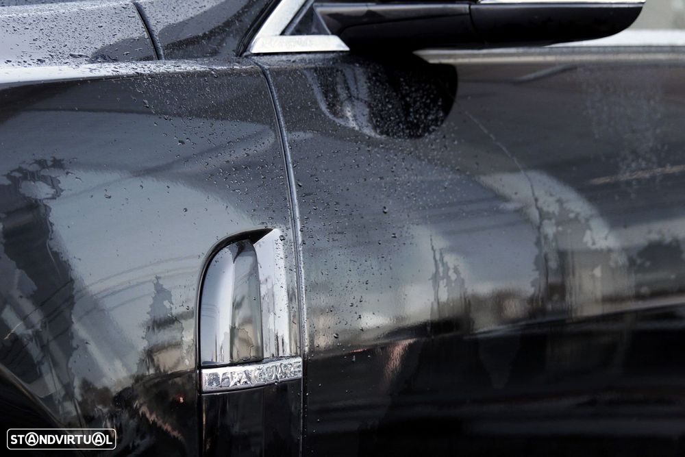 Jaguar XF 3.0 D V6 S Premium Luxury - 4