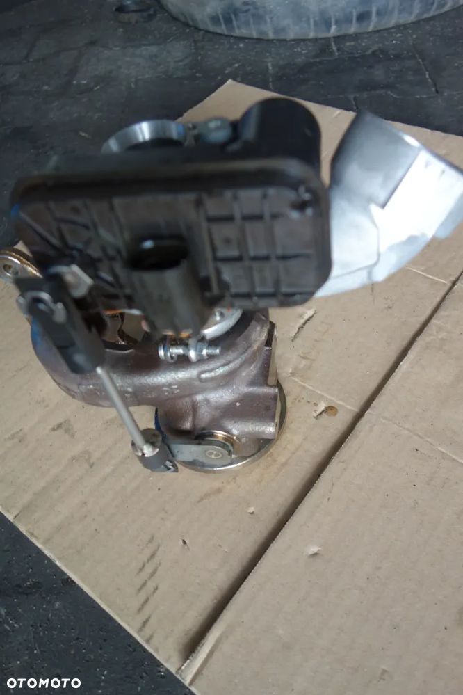 TURBOSPRĘŻARKA VOLKSWAGEN GOLF VIII 1.4 TSI 49180-01700 - 2