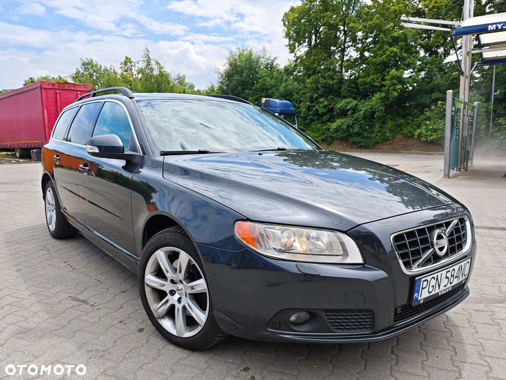 Volvo V70 - 1
