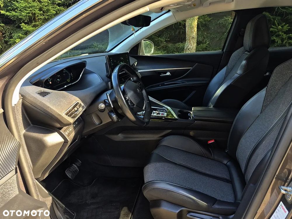 Peugeot 3008 1.6 PureTech Hybrid PHEV Allure S&S EAT8 - 6