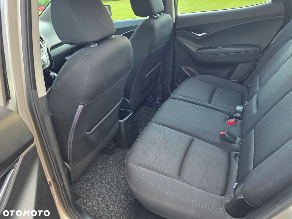 Hyundai ix20 1.4 BlueDrive Comfort - 10