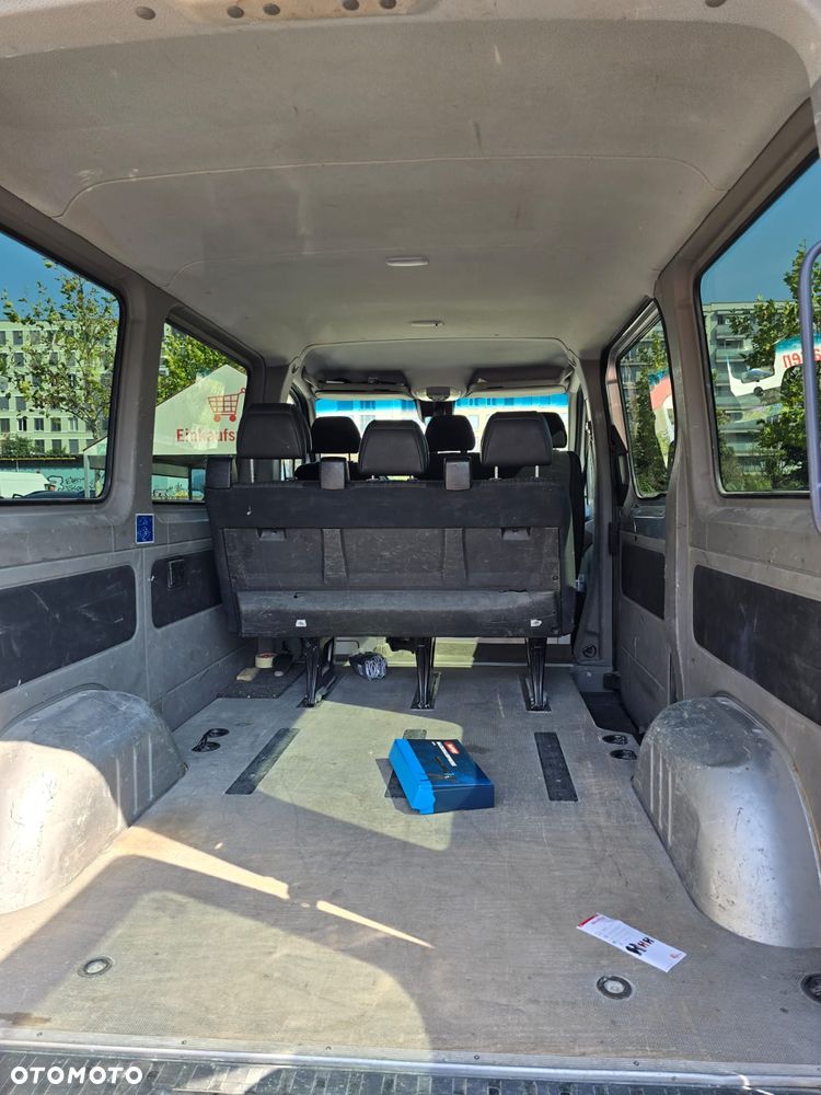 Mercedes-Benz Sprinter - 7
