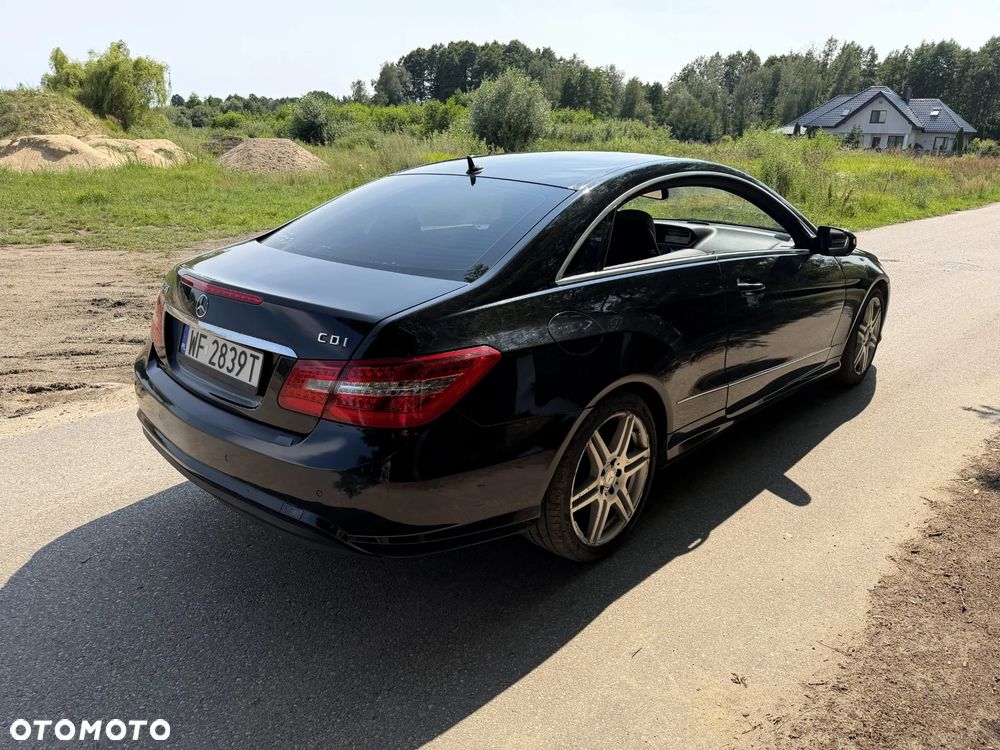 Mercedes-Benz Klasa E 250 CDI DPF BlueEFFICIENCY Automatik Elegance - 11