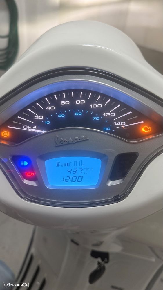 Vespa 125 Primavera 125 ABS - 10