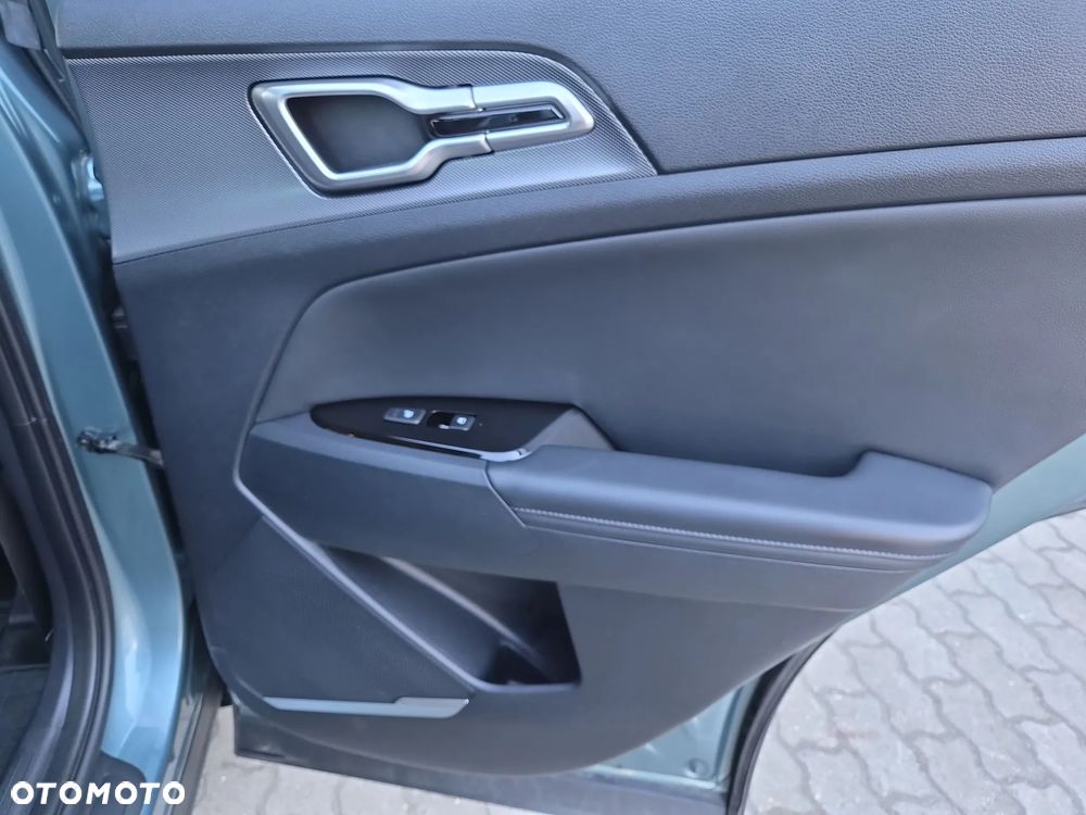 Kia Sportage 1.6 T-GDI HEV Business Line 4WD - 32