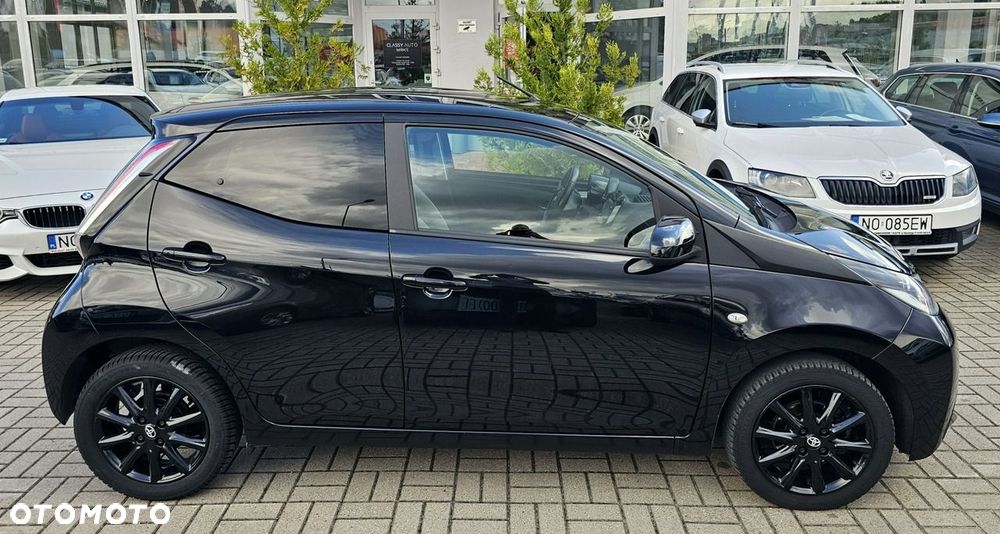 Toyota Aygo x-play touch - 7