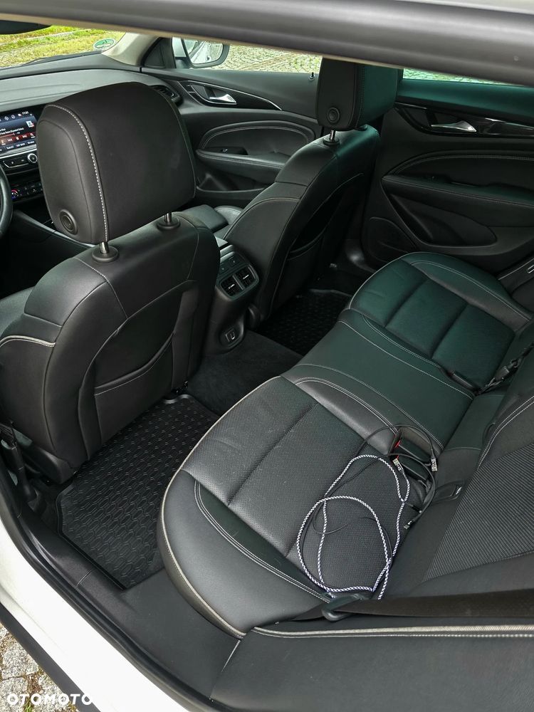 Opel Insignia 2.0 BiTurbo D 4x4 Automatik Exclusive - 6