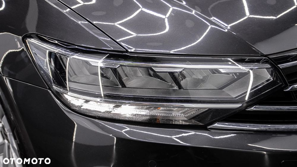 Volkswagen Passat 1.5 TSI EVO Essence - 11
