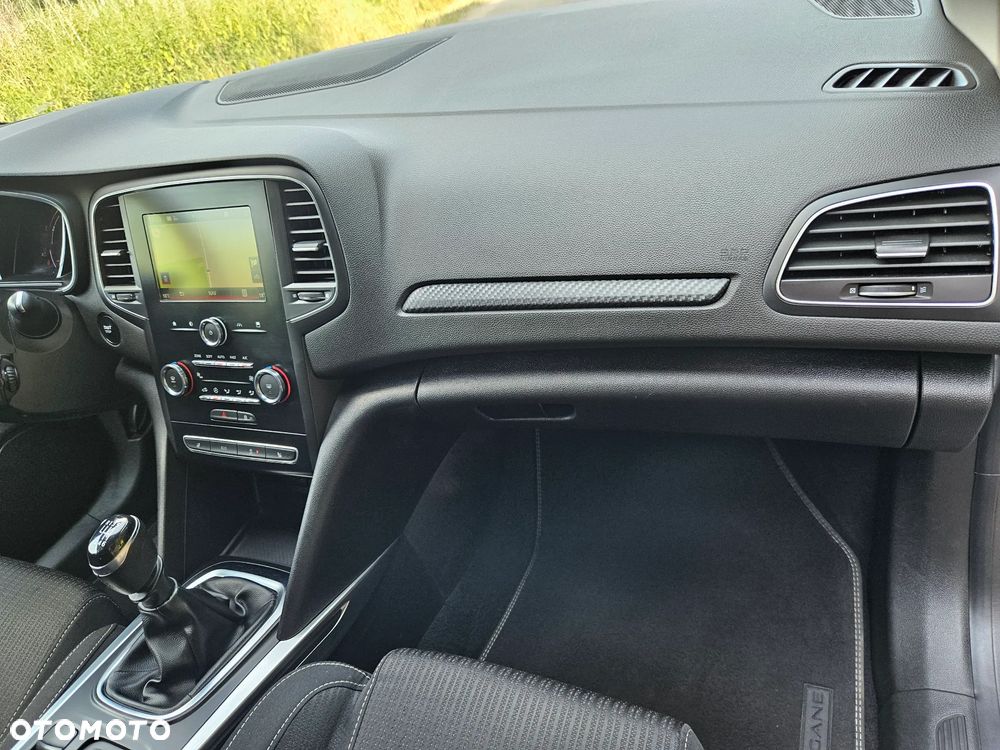 Renault Megane TCe 140 GPF LIMITED - 33