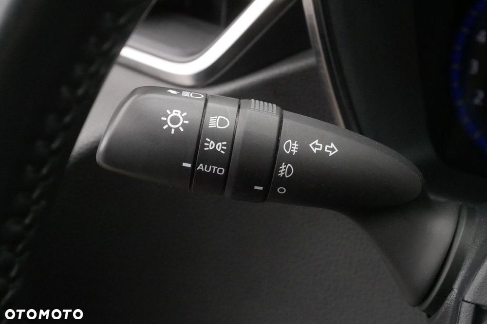 Toyota Corolla 1.8 Hybrid Comfort - 25