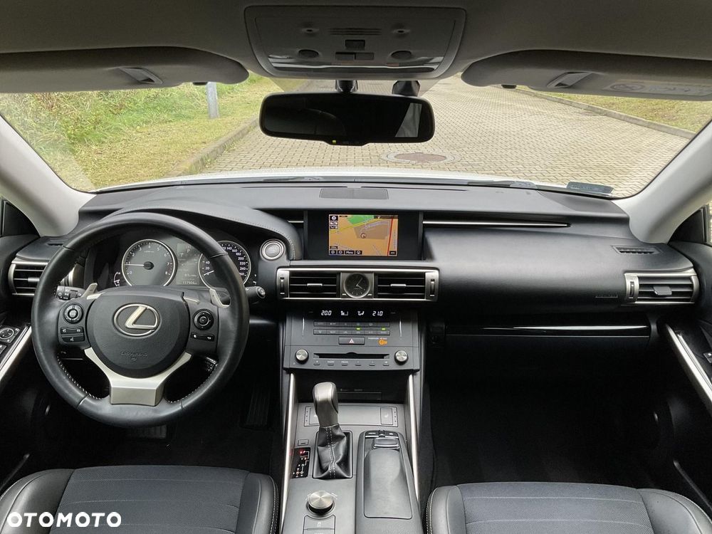 Lexus IS 250 Elegance - 9