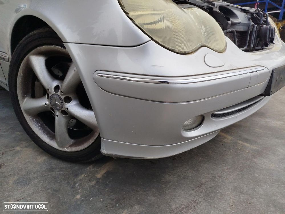 Pára-choques frente MERCEDES-BENZ Classe C (W203) - 3
