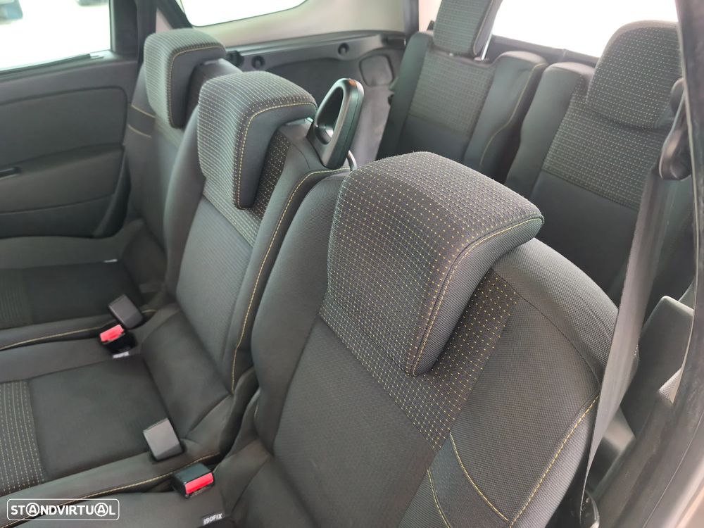 Renault Grand Scénic 1.5 dCi Dynamique S 7L - 18