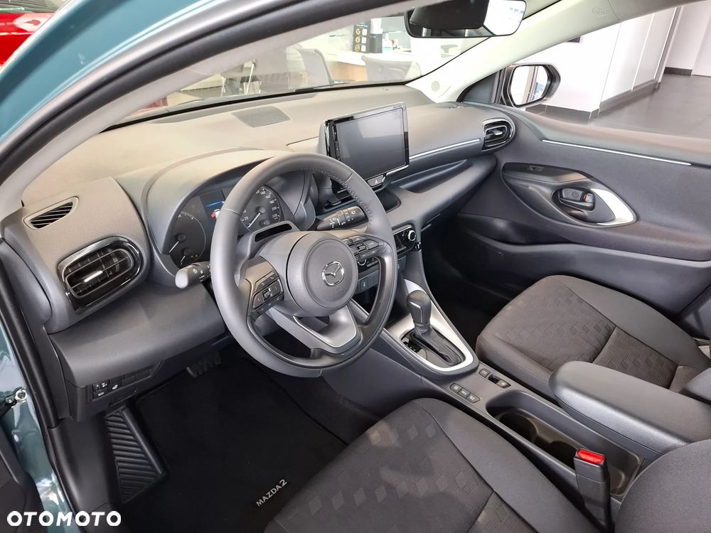 Mazda 2 Hybrid - 5