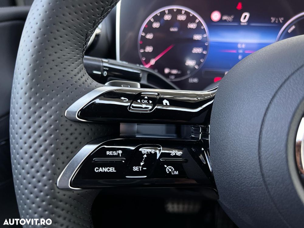 Mercedes-Benz GLC Coupe 300 e 4MATIC - 10