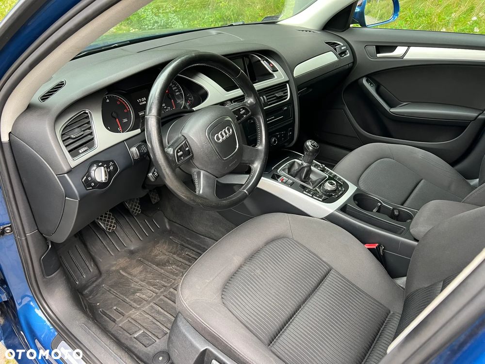 Audi A4 Avant - 6