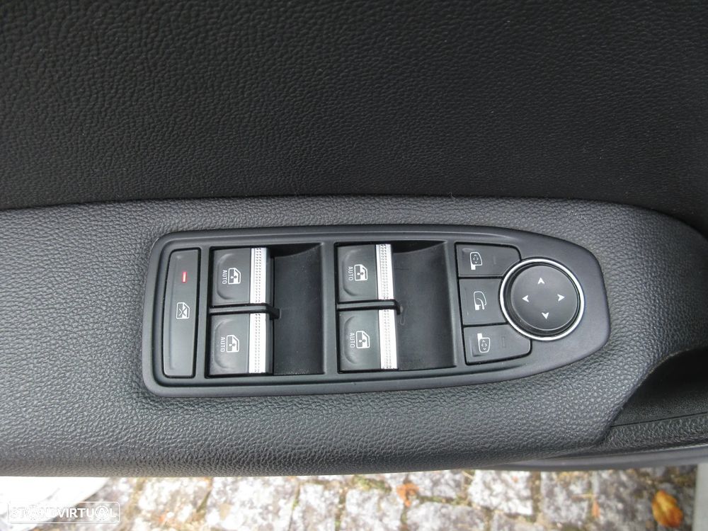 Renault Captur 1.5 dCi Exclusive - 28