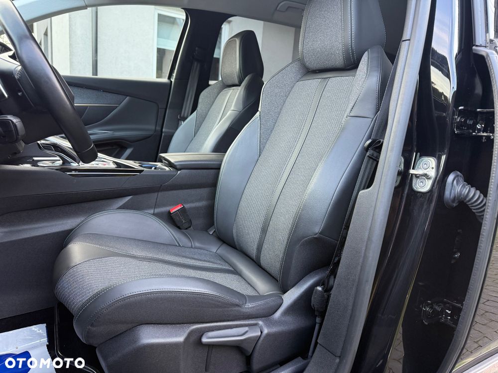 Peugeot 3008 225 e-EAT8 Allure Pack - 7